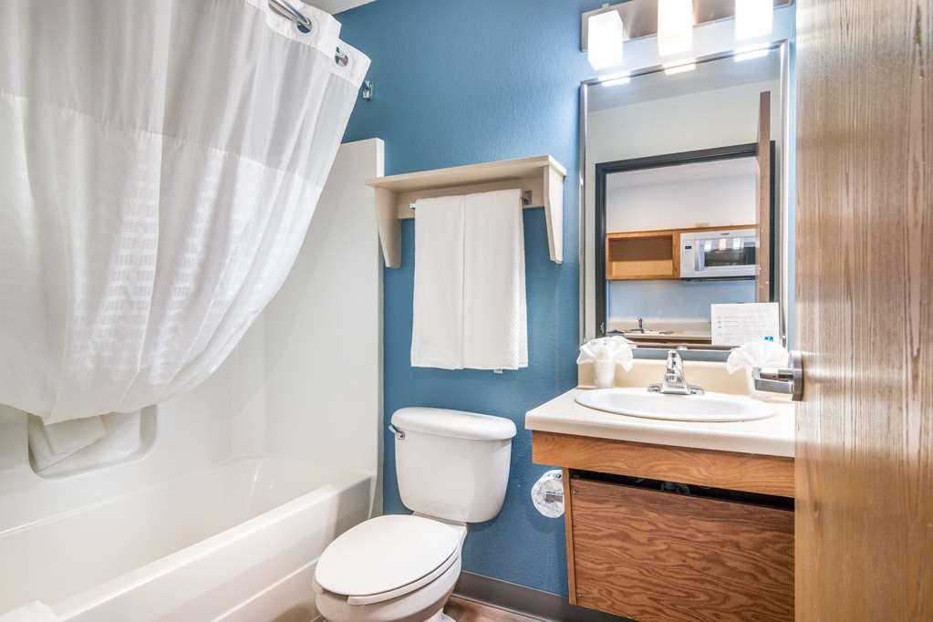 Extended Stay America Select Suites - Cleveland - Avon Eksteriør billede