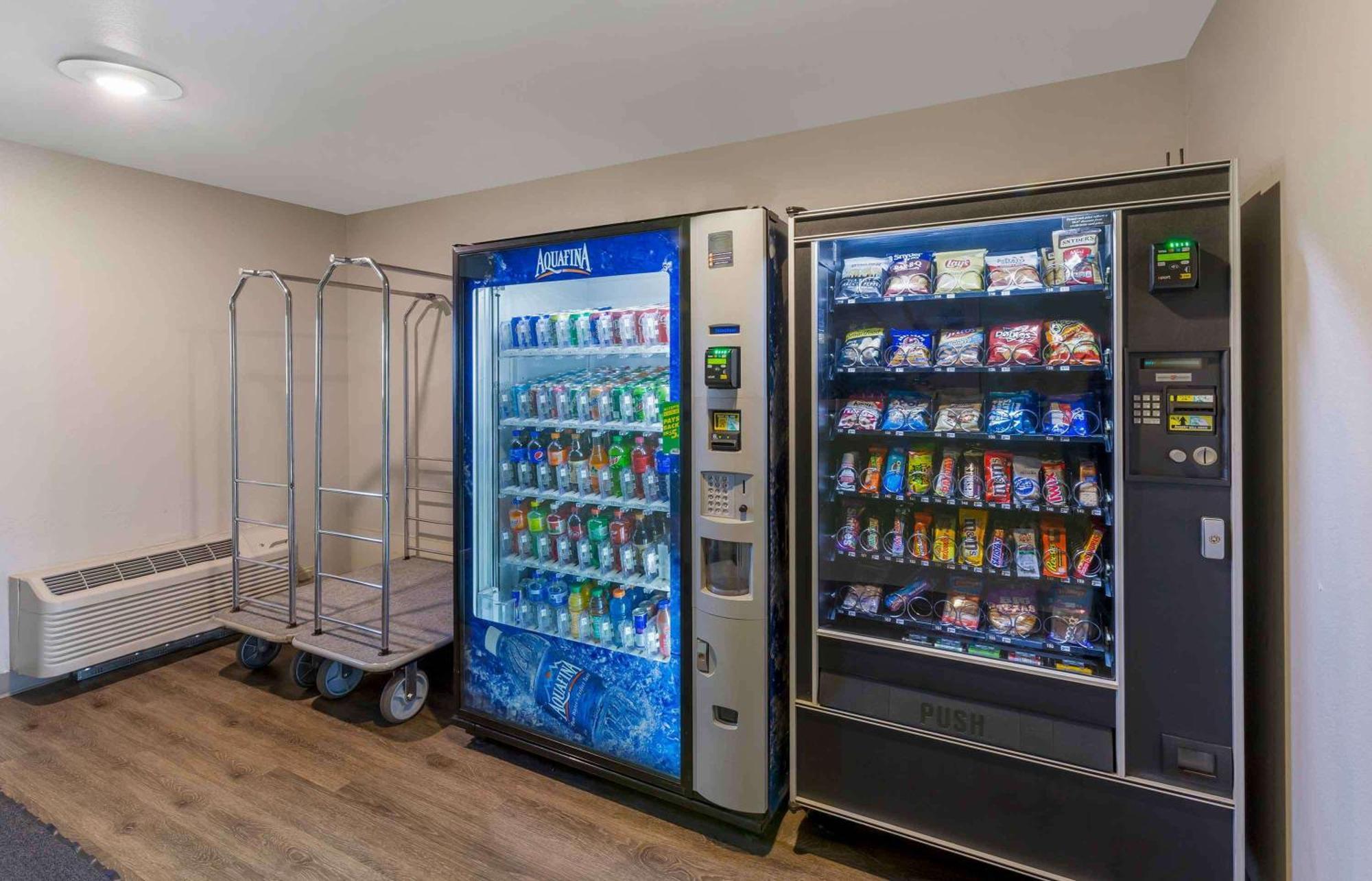 Extended Stay America Select Suites - Cleveland - Avon Eksteriør billede